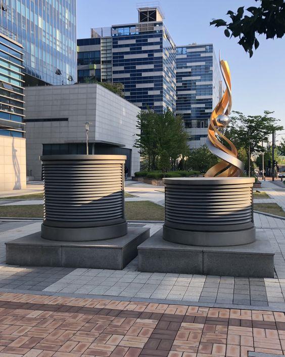 #(Theventilationshaft)#(拔风井)#(防空洞)#(建筑通风案例)#(建筑通风设计)#(商业通风井)#(铁路和公路的隧道)#(通风井设计)#(采光井)#(地铁的通道及地下室)#(地下建筑通风排气通道)#(建筑通风)#(煤矿的坑道)#(排气设施)#(通风井)#(通风口)#(通风排气通道)