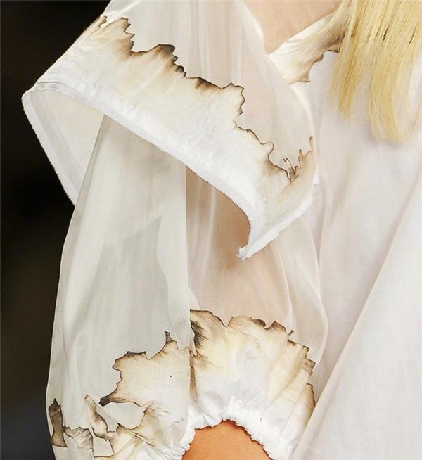 Giles Deacon FW 2012_2645867