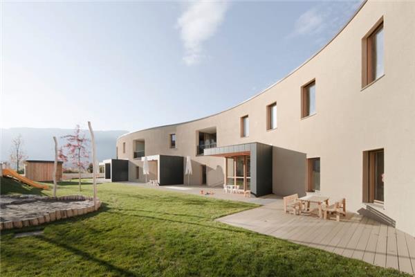 PRESCHOOL, KINDERGARTEN AND FAMILY CENTER
