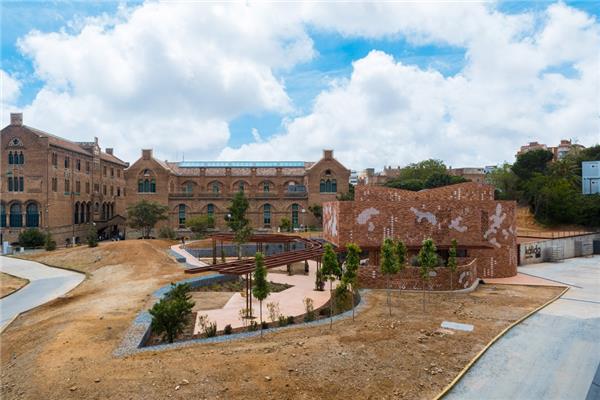 Kalida Sant Pau癌症疗养中心 / Miralles Tagliabue EMBT_3505741