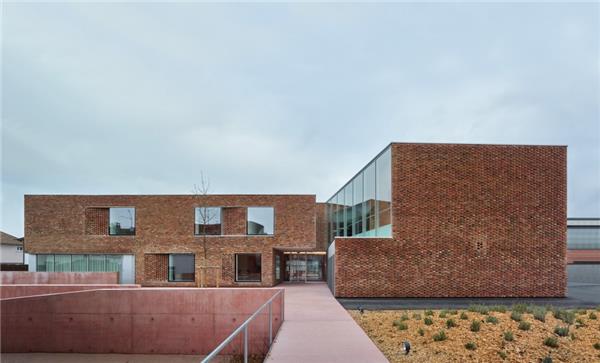 老人住宅 / Dominique Coulon  Associes_3529594