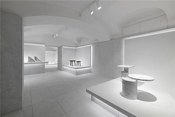马索托米兰展厅 / nendo_3510318