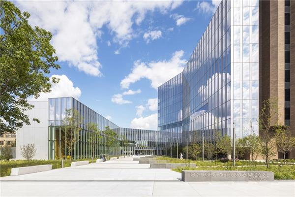 纽约  康奈尔大学兽医学院  / WEISS/MANFREDI#LEED认证 #绿色建筑 #大学 