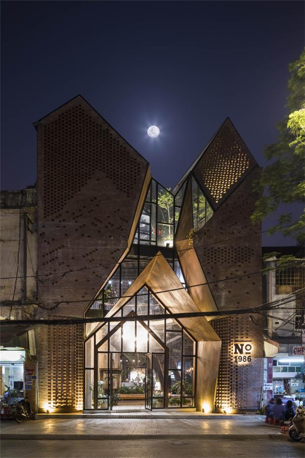 No.1986  Restaurant_3543580