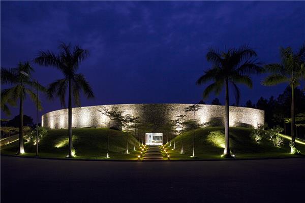 Dai Lai会议厅#(IDOM)#(PassiveDesign)#(tvsdesign)#(办公建筑)#(办公楼)#(办公楼效果)#(被动式节能设计)#(被动式节能屋)#(被动式设计)#(大型展览建筑)#(低碳建筑)#(公共空间设计)#(公共职能建筑设计)#(会议中心设计)#(会展)#(建筑)#(剧院)#(可持续发展)#(商业建筑)#(文化建筑)#(文化商业)#(文化中心)#(音乐厅)#(展馆)#(展览建筑设计)#(政府办公楼)#(自循环系统)#(BIAD)#(FREEFernandoRomeroEnterprise)#(北京市建筑设计研究院有限公司)#(城市更新)#(大型展厅)#(低碳规划)#(公共建筑)#(公共建筑设计)#(公共空间)#(会议中心)#(会展建筑)#(会展建筑设计)#(会展设计)#(会展中心)#(节能)#(剧场)#(可持续发展与绿色设计)#(绿色建筑)#(市政建筑设计)#(行政建筑)#(展会)#(展览空间)