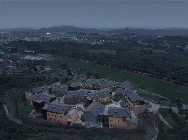 非经验社区-融创·莫干溪谷亩田