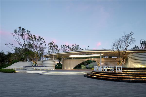 郑州康桥悦溪园#(办公园区)#(产业园)#(城市公园)#(儿童运动区)#(公园景观)#(花海)#(郊野公园)#(景区设计)#(示范区景观)#(印象引导区)#(展示建筑)#(展示区)#(创意童趣展示园)#(度假区设计)#(儿童乐园)#(儿童游戏区)#(公园)#(公园设计)#(规划设计)#(建筑设计)#(建筑综合体)#(景观设计)#(居住区景观)#(旅游规划)#(全域旅游规划)#(售楼处)#(住宅区景观设计)