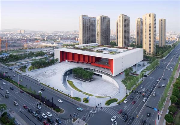 义乌市文化广场—— 8万多平方米的，集文化娱乐、教育培训、体育健身等多功能的大型文化综合体#(城市更新)#(城市公共空间)#(城市绿地)#(城市绿化设计)#(城市展览馆)#(党建文化广场)#(档案馆建筑设计)#(道路规划)#(公共绿地设计)#(公园)#(公园设计)#(广场)#(广场景观)#(景观设计)#(开放空间景观)#(开放空间设计)#(蓝海景观)#(临水广场)#(人防)#(四川)#(体育建筑)#(铁路公园)#(铁路景观)#(万科客家文化展览广场)#(文化长廊)#(文化公园)#(文化公园设计)#(文化馆建筑设计)#(文化广场小品)#(文化建筑设计)#(文化景观)#(文化综合体设计)#(艺术广场)#(主题公园)#(主题广场)#(MAD)#(滨水广场)#(常州)#(城市步行空间)#(城市广场设计)#(党建主题文化广场)#(工业主题)#(公园景观)#(广场案例分析)#(广场抄绘案例)#(广场平面图)#(广场设计)#(广场设计案例分析)#(红色文化广场)#(开放空间)#(客家文化展览广场)#(宁波万科芝士公园)#(青少年宫)#(人防工程)#(文化广场)#(文化中心)#(厦门)#(休闲娱乐)#(展馆)#(综合体)