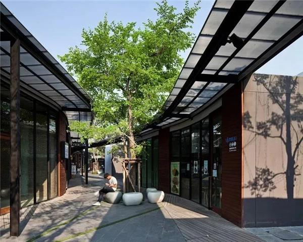 新社区商业空间设计：曼谷街巷别样空间视觉体验_3655010