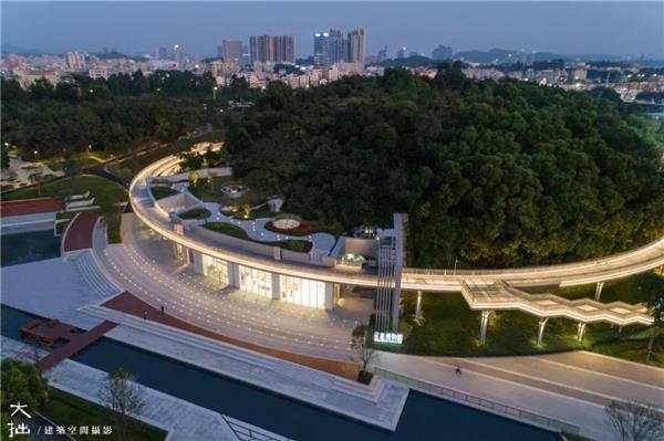 深圳民法公园 ｜ PMA设计事务所#(WTD纬图设计)#(包头法制公园)#(滨海公园)#(滨水公园)#(城市公共景观)#(城市绿地设计)#(城市绿化)#(带水广场)#(防灾)#(非物质文化遗产主题公园)#(改造)#(公共空间)#(公园)#(公园灯光)#(公园景观设计)#(公园平面)#(公园设计)#(光明科学公园)#(广场)#(金地沈阳江山风华运动公园)#(科学主题公园)#(辽宁盘锦红马体育公园)#(哪吒主题小镇勇敢活泼的儿童神话主题乐园)#(曲线)#(人防)#(人物主题公园设计案例)#(森林公园)#(神话人物主题公园设计案例)#(生态绿地)#(体育建筑设计)#(铁路景观)#(文化公园)#(文旅项目)#(下沉广场)#(以月亮为主题的公园)#(圆形广场)#(圆形景观)#(运动公园)#(主题公园)#(主题公园景观设计案例)#(主题公园设计)#(主题公园设计案例)#(主题景观)#(MAD)#(URBANUS都市实践)#(成都)#(城市景观设计)#(城市开放空间)#(城市森林公园)#(带水公园)#(儿童主题公园设计案例)#(法律公园)#(法律主题公园)#(法制公园)#(防灾公园)#(公园景观)#(公园栈道)#(国防)#(海绵城市)#(户外剧场)#(黄石人防主题公园)#(景观出入口)#(临海公园)#(民法典公园)#(民法公园)#(赊月公园)#(深圳)#(生态环境保护)#(太原植物园)#(体育场馆设计)#(体育公园)#(体育公园设计)#(休闲娱乐)#(游戏设施)#(园林景观设计)#(圆形)#(岳阳赊月公园)#(植物园)#(中鼎设计)#(主题园)
