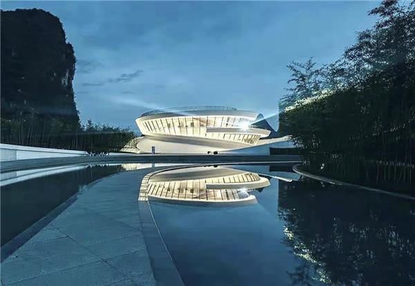 中国院作品 | 凤凰文投·阳朔凤凰山水尚境时尚艺术中心#(24HArchitecture)#(ALAArchitects)#(gmp)#(GOA大象设计)#(HHDesign)#(INUC)#(LOTEK)#(MAYUArchitects)#(MCKNHMArchitects)#(neriandhu如恩设计)#(UnSangDongArchitects)#(白色)#(办公空间)#(办公楼)#(北京建院)#(滨水建筑)#(仓库改造)#(抽象)#(大东文化艺术中心)#(地面涂装)#(赌场)#(儿童活动与学习中心)#(工作室)#(构筑物)#(观演建筑设计)#(红色广场)#(红色主题)#(鸿坤艺术活动中心)#(画廊)#(会所)#(纪念馆景观)#(纪念塔)#(家居生活馆)#(家居展厅)#(建筑)#(建筑分析)#(建筑改造)#(街道振兴)#(介景设计ATAH)#(景观建筑设计)#(旧建改造)#(旧建筑翻新)#(剧院)#(开放空间)#(空中花园)#(乐天设计)#(临水建筑)#(龙)#(铝金属外立面建筑设计)#(铝金属外墙建筑设计案例)#(螺旋)#(美术画廊馆)#(美术中心)#(民俗博物馆)#(南昌纯水岸艺术展廊)#(暖色木纹铝格栅)#(普罗建筑)#(墙面改造)#(曲面)#(人文)#(山地建筑)#(商业建筑)#(上海日清建筑设计有限公司)#(设计)#(深圳)#(书画院)#(水塔)#(塔)#(汤桦建筑设计)#(体育馆)#(图石设计)#(图书馆8000平方米)#(图书馆案例)#(图书馆平面)#(图书馆平面设计)#(隈研吾)#(文化地标)#(文化建筑)#(文化建筑效果图)#(文化交流中心)#(文化中心)#(屋顶花园)#(现代图书馆立面)#(小型)#(校园建筑)#(校园中心)#(休闲娱乐)#(演播建筑设计)#(艺术空间)#(娱乐场所)#(枣庄人民英雄纪念园)#(展馆)#(展览馆)#(中国国家画院青岛国际交流中心)#(装置建筑设计)#(综合体)#(10D)#(Aedas)#(FernandoHigueras)#(gmpArchitekten)#(NEXTarchitects)#(Penda槃达中国)#(巴特罗)#(北京市建筑设计研究院)#(博物馆)#(博物馆设计)#(地标)#(地标建筑)#(凡人纪念塔)#(方形建筑)#(分析图)#(改造)#(高差建筑)#(革命纪念馆)#(工厂改造)#(公共建筑)#(公共文化空间)#(广东)#(国外文化馆)#(海螺建筑)#(海螺形建筑)#(海洋元素)#(杭州)#(红色)#(红色公园)#(红色纪念馆)#(红色建筑)#(弧面)#(画室)#(混凝土建筑设计)#(纪念场所)#(纪念公园景观设计案例)#(纪念馆)#(纪念馆景观设计)#(纪念建筑)#(纪念生活)#(纪念园景观设计案例)#(家居艺术馆)#(家具展厅)#(建筑大师作品赏析)#(建筑设计)#(教育建筑)#(街道改造)#(荆棘之冠)#(剧场)#(剧院建筑设计)#(开放空间设计)#(科研建筑设计)#(历史博物馆)#(临水博物馆)#(螺旋建筑)#(螺旋艺廊)#(美术)#(美术馆)#(美术馆立面)#(曲线)#(人文建筑)#(森拓设计机构)#(山地公共空间)#(商店)#(商业)#(社区中心)#(售楼处)#(水云间三盛CITY品牌馆)#(体育建筑)#(天津滨海文化中心和博物馆)#(天津华汇设计公司)#(图书馆)#(图书馆案例分析)#(图书馆大厅)#(图书馆建筑)#(图书馆平面图)#(图书馆设计)#(文化)#(文化建筑设计)#(文化交流)#(文化艺术中心)#(销售中心)#(小型建筑)#(艺术)#(艺术博物馆)#(艺术馆)#(艺术画廊)#(艺术家工作室)#(艺术廊)#(艺术生活馆)#(艺术厅方案)#(艺术中心)#(展览)#(展廊)#(浙江大学建筑设计研究院)#(直向建筑)#(重庆故宫文物南迁纪念馆景观设计)#(装置艺术)#(自然)