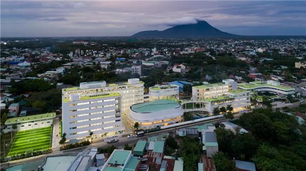 IGC西宁学校， 动线设计，打造纯白流动学校
