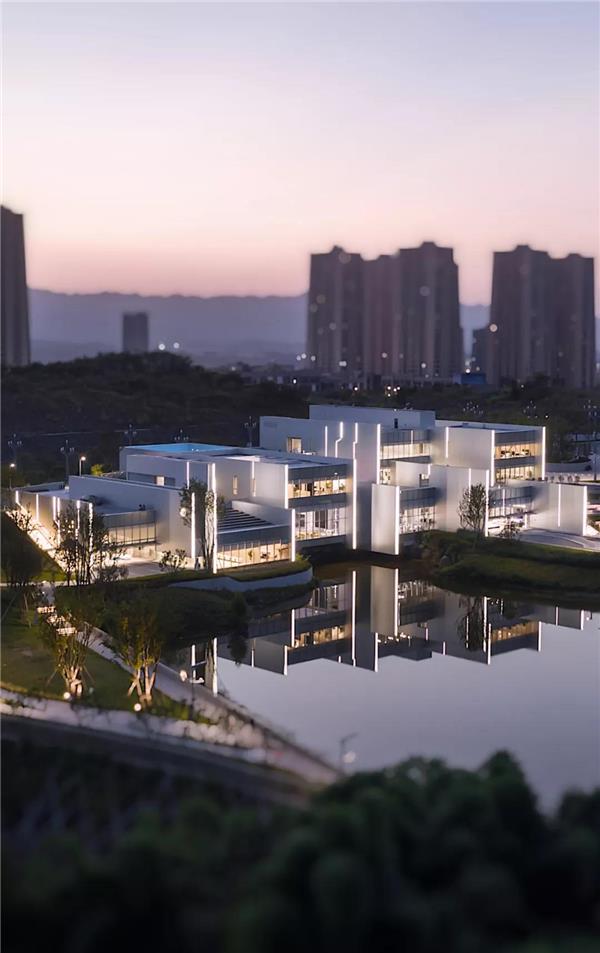 特斯联 AI PARK，机器人实验基地_3676643
