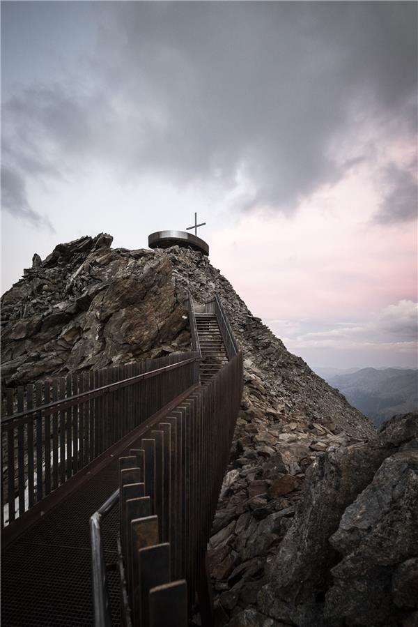 Otzi Peak 3251m：登峰造极 观景平台_3730250