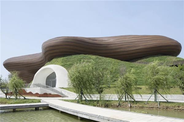 溧阳博物馆#(10design)#(Aedas)#(BIAD)#(CorpusMuseum)#(COX建筑事务所)#(InrestudioKosukeNishijima)#(JinqiHuangArchitecture)#(JohnstonMarklee)#(JornUtzon)#(JunkaiJian)#(MAD建筑事务所)#(MamouManiLtdArchitects)#(OBMIArchitectsofStoriedPlaces)#(OlivierOttevaere)#(OMA)#(OPEN建筑事务所)#(ReveryArchitecture)#(RLP)#(StevenHollArchitects)#(ZahaHadidArchitects)#(坂茂)#(北京市建筑设计研究院有限公司)#(别墅)#(别墅分析)#(别墅建筑设计)#(别墅设计元素)#(滨海建筑)#(滨水艺术馆)#(博物馆)#(博物馆建筑)#(博物馆设计)#(餐厅)#(餐饮建筑设计)#(城市公共空间)#(城市酒店设计)#(创新)#(创意建筑)#(创意酒店)#(大剧院)#(地标)#(雕塑)#(洞口设计)#(独栋别墅设计)#(独立式小住宅)#(独立住宅)#(度假酒店设计)#(多功能空间)#(房屋)#(仿生建筑)#(覆土建筑)#(覆土建筑设计)#(概念房子)#(概念设计)#(钢框架结构)#(公共建筑)#(公共建筑设计)#(公共空间)#(公共文化空间)#(公共文化艺术中心)#(怪异的建筑)#(观演类建筑)#(国内外别墅)#(国外文化馆)#(海边观景台)#(海边建筑)#(海洋元素)#(韩国)#(航海级铝管)#(昊源集团设计中心)#(蝴蝶住宅)#(环保建筑)#(会展建筑)#(会展设计)#(会展中心)#(获奖音乐厅)#(获奖作品)#(建筑立面)#(建筑设计)#(建筑师)#(九江)#(酒店创意)#(酒店大堂)#(酒店效果图)#(居住建筑设计)#(居住空间)#(居住区设计)#(剧场)#(剧场设计概念)#(浪花元素)#(立面设计)#(临水艺术馆)#(零耗能)#(零碳)#(露天礼堂)#(旅游度假)#(绿色建筑)#(美术博物馆)#(耐候钢)#(清华大学建筑设计研究院)#(曲线)#(人文建筑)#(三叶草之家)#(深圳市建筑设计研究总院有限公司)#(私人住宅)#(塔楼立面)#(太阳能)#(体育场馆)#(天文博物馆)#(铜金属外立面建筑设计)#(铜金属外墙建筑设计案例)#(图书馆)#(图书馆案例分析)#(图书馆大厅)#(图书馆建筑)#(图书馆平面图)#(图书馆设计)#(微型建筑)#(未来建筑)#(文化)#(文化活动中心)#(文化建筑设计)#(文化艺术中心)#(现代独立别墅)#(小剧场)#(小型公共建筑)#(小型建筑)#(小型住宅)#(小型住宅设计案例)#(小展馆)#(新能源)#(形非建筑)#(休闲)#(医院综合体建筑设计)#(艺术)#(艺术博物馆)#(艺术馆)#(艺术馆平面图)#(艺术活动中心)#(艺术建筑)#(艺术中心)#(异形建筑平面图)#(异型建筑)#(造型奇特的建筑)#(扎哈)#(展会)#(展览空间)#(展览类建筑设计)#(住宅)#(住宅立面设计)#(住宅立面细节)#(著名住宅)#(筑境设计)#(自然)#(自然保护)#(anishkapoor)#(arataisozaki)#(AsymptoteArchitecture)#(BIG)#(BURKETTDESIGN)#(CloudsArchitectureOffice)#(CoxArchitecture)#(DillerScofidioRenfro)#(ElsaCaetano)#(EnneadArchitects)#(FosterPartners)#(KishoKurokawaarchitectassociatesNihonSekkeiInc)#(LOTEK)#(mad)#(Mecanoo)#(MVRDV)#(Nuvist)#(OneByNineStudio)#(RenzoPiano)#(RONALDLUPARTNERS)#(RPBWArchitects)#(SamooArchitectsEngineers)#(Snohetta)#(UrbanTect都市架构建筑事务所)#(UygurArchitects)#(VolkerGiencke)#(ZahaHadid)#(安东尼吉本)#(坂茂设计作品)#(办公建筑设计)#(办公楼)#(别墅案例分析)#(别墅分析图)#(别墅设计)#(别墅私宅)#(滨水建筑)#(滨水建筑设计)#(博物馆建筑设计)#(长江音乐厅)#(城市规划馆)#(垂直绿化)#(单体建筑)#(独栋建筑图)#(独栋住宅设计)#(方未建筑事务所)#(概念房屋)#(歌剧院)#(公共场所)#(海滨独立住宅)#(海滨住宅)#(海洋中心)#(海洋主题)#(豪华垂直度假村)#(蝴蝶)#(户外剧场)#(花岗岩)#(画廊)#(混凝土)#(吉冈奖)#(建筑)#(景观建筑设计)#(酒吧)#(酒店)#(酒店立面)#(酒店中庭)#(居住建筑)#(剧院)#(乐天设计)#(立面)#(立面案例)#(立面设计图)#(立面细节设计)#(临海建筑)#(临水建筑)#(临水图书馆)#(铝金属外立面建筑设计)#(铝金属外墙建筑设计案例)#(民俗博物馆)#(佩里克拉克建筑师事务所PelliClarkePartners)#(普利兹克奖得主)#(奇特的建筑)#(日本建筑师)#(商业建筑设计)#(商业综合体建筑设计)#(设计)#(生态博物馆)#(实验室)#(水边建筑)#(塔楼)#(台湾)#(体育运动中心)#(天文馆)#(图书馆8000平方米)#(图书馆案例)#(图书馆建筑设计)#(图书馆平面)#(图书馆平面设计)#(图书馆室内设计)#(土人设计)#(未来别墅)#(文化地标)#(文化建筑)#(文化建筑效果图)#(文化交流中心)#(文化中心)#(屋顶曲面)#(现代图书馆立面)#(小型)#(小型博物馆)#(小型艺术馆)#(小住宅)#(休闲空间)#(休闲娱乐)#(许李严)#(宣纸博物馆)#(演播建筑设计)#(医疗建筑设计案例)#(医疗康养建筑设计案例)#(医院建筑设计案例)#(异形建筑)#(音乐厅)#(音乐厅效果图)#(影剧院)#(预成型包覆铜)#(越南建筑设计)#(造型)#(扎哈哈迪德建筑事务所)#(展馆)#(展览馆)#(展览建筑设计)#(展厅)#(折叠阳极氧化菱形铝板)#(中国建筑西南设计研究院有限公司)#(住宅建筑)#(住宅建筑设计)#(住宅立面)#(住宅外观设计)#(装置)#(自然博物馆设计)#(自然科学博物馆)