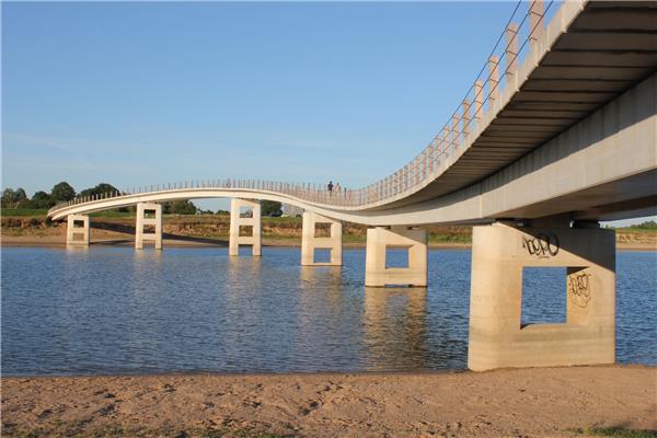 钢琴桥（Citadel bridge）
