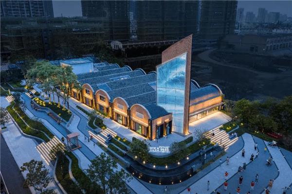 车桥厂工业遗产更新: 合肥龙湖·车桥新界