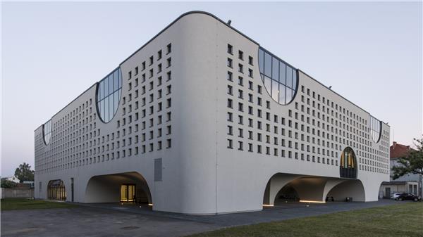 TILZES G. 立陶宛健康科学大学公共卫生大楼#教育建筑设计 #校园建筑设计 #教学楼 