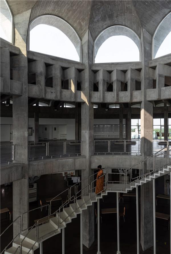 古吉拉特邦Secure 工厂#(AIA奖)#(AIA荣誉奖)#(BarthelemyGrinoArchitectes)#(carazo)#(CFMollerArchitects)#(DesignUnitArchitectsSdnBhd)#(GIS站)#(idA)#(NarrativeArchitects)#(uua)#(办公建筑设计案例)#(产业园区)#(厂房)#(厂房大门)#(厂房立面效果图)#(厂房设计)#(厂房外立面)#(唱片文化)#(超级黑胶工厂)#(城市更新)#(大师作品)#(单层厂房)#(电子工厂)#(多层厂房)#(多层工业建筑)#(发电站)#(覆土建筑设计)#(高层厂房)#(工厂)#(工厂仓库)#(工厂建筑)#(工厂绿地)#(工厂外立面)#(工业)#(工业厂房)#(工业厂房效果图)#(工业厂区)#(工业设计)#(工业园区)#(公共建筑)#(供热厂)#(家具)#(家具厂)#(建筑设计)#(教育建筑)#(科技)#(可持续建筑)#(库房)#(绿色建筑)#(美国建筑师协会获奖作品)#(能源工厂)#(氢气站)#(日照分析)#(乳品厂)#(商业)#(食品加工厂)#(世界遗产)#(市政建筑设计)#(室内设计)#(太阳能)#(污水处理)#(物流园规划)#(物流中心)#(现代工业厂房)#(效果图)#(写字楼)#(制药厂)#(智利Carozzi食品厂)#(著名建筑师)#(ALASAlarconLindeArchitects)#(AteliersJeanNouvel)#(BIG)#(CFMoller)#(HENN)#(HYM超级黑胶工厂)#(IDOM)#(jeannouvel)#(Kirsch制药厂)#(NakshabidArchitects)#(ParkAssociati)#(SkylabArchitecture)#(Snohetta)#(uua建筑师事务所)#(ZahaHadid)#(玻璃幕墙)#(玻璃墙)#(仓储)#(仓库)#(产业厂房)#(厂房建筑设计)#(厂房立面)#(厂房外观)#(唱片)#(车间)#(多层的工业建筑设计案例)#(发电厂)#(法古斯工厂)#(焚化厂)#(概念方案)#(格罗皮乌斯)#(工厂建筑设计)#(工厂建筑设计案例)#(工厂景观设计)#(工厂设计)#(工业化)#(工业基础设施)#(工业建筑)#(工业建筑改造)#(工业建筑设计)#(工业建筑设计案例)#(工业区建筑)#(工业项目)#(工作车间)#(公共职能建筑)#(黑胶唱片)#(黑胶工厂)#(家具工厂)#(建筑)#(建筑改造)#(垃圾回收站)#(老旧建筑改造)#(老旧建筑更新)#(绿色建筑设计案例)#(能源建筑)#(酿酒厂)#(企业总部大楼)#(让努维尔)#(设计竞赛)#(食品厂)#(食品工厂)#(文化建筑设计案例)#(物流)#(物流园区规划)#(现代厂房)#(现代工厂)#(药厂)#(艺术工厂)#(音乐工厂)#(扎哈·哈迪德)#(扎哈哈迪德)#(扎哈设计作品)#(扎哈作品)
