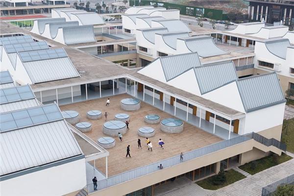 青衣江路小学校