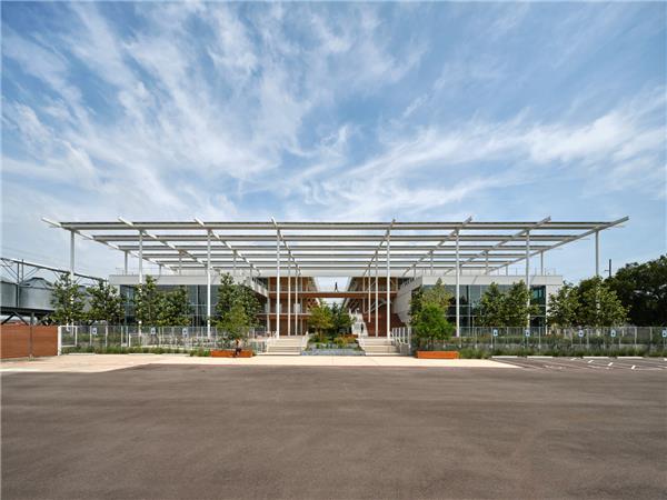 Fifth＋Tillery 办公大楼#(DavidChipperfieldArchitects)#(FHHHFRIENDS)#(SilpArchitects)#(办公建筑设计)#(办公空间)#(办公楼)#(办公室)#(博物馆建筑设计)#(仓库改造设计)#(厂房改造)#(低层住宅设计案例)#(独栋住宅设计)#(钢结构)#(工业建筑改造)#(工业建筑改造更新)#(工作室改造)#(功能置换)#(建筑)#(建筑改造案列)#(建筑设计改造)#(旧建筑改造)#(旧建筑改造更新扩建)#(老建筑改造)#(老旧建筑改造)#(老旧建筑更新)#(老旧建筑外立面改造)#(历史建筑保护)#(历史建筑保护修复)#(历史建筑更新)#(美术馆建筑设计)#(商业建筑设计)#(商业空间)#(塔楼)#(塔楼建筑设计)#(塔式建筑设计)#(新旧)#(新老建筑立面改造)#(议会大楼)#(音乐厅)#(展馆建筑设计)#(住宅改造)#(住宅建筑设计)#(住宅楼建筑设计案例)#(综合体)#(3NX)#(ASASarkitekturn)#(Gensler)#(Indiesalon)#(Naso)#(办公大楼)#(办公改造)#(城市更新)#(独栋别墅设计)#(独立住宅设计)#(高层建筑设计)#(公共空间)#(古建保护与开发)#(会议中心)#(混合用途建筑)#(活动中心)#(建筑改造设计)#(建筑设计)#(居住建筑设计)#(居住建筑设计案例)#(老房子改造)#(老旧改造)#(老旧建筑改造更新)#(老项目改造)#(历史建筑改造)#(露天剧场)#(民居改造)#(耐候钢)#(文化建筑设计)#(新旧建筑)#(新老建筑立面)#(演播空间)#(展览空间)#(砖石材料)