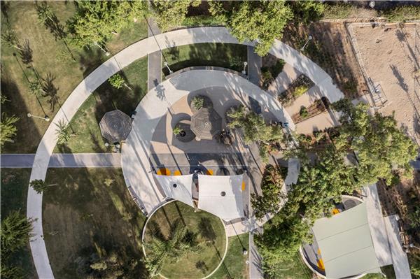 以色列塔沃尔公园：从独立的社区庭院到社区花园 / BO Landscape Architecture_3787060