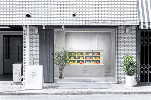 果冻专卖店  / PHENOMENA#(“大香格里拉”教堂)#(BIG水磨石砖)#(BUCHAN)#(CLOU柯路建筑)#(Colonnades购物中心)#(DPArchitects)#(JSAD)#(NikkenSekkei)#(PHENOMENA)#(RAMOPRIMO)#(ReturnCafe咖啡馆)#(Return咖啡馆)#(Spacecraftcoltd)#(StudioRiebenbauer)#(TOD模式)#(Toowong购物中心)#(unstudio)#(ZahaHadidArchitects)#(巴黎)#(白色建筑)#(百货大楼)#(滨水餐厅)#(玻璃砖建筑设计)#(步行街入口)#(菜市场)#(餐厅)#(餐厅建筑设计方案)#(餐厅立面图)#(餐饮案例)#(餐饮建筑设计)#(餐饮空间)#(餐饮空间设计)#(餐饮立面图)#(茶馆建筑)#(茶馆设计案例)#(茶楼)#(茶室)#(茶室建筑案例)#(潮流街区)#(车站)#(成都远洋太古里)#(城市步行街)#(城市居住区规划案例)#(城市设计)#(城市综合体)#(创意街区)#(大连甘井里商业街)#(岱山砖)#(地标)#(地标建筑)#(地铁商业街)#(店铺设计)#(东急银座广场)#(东林口的房子)#(动线)#(动线设计)#(独栋商业)#(多层商业)#(法国)#(翻新)#(仿古街)#(仿古商业建筑)#(仿古商业街)#(仿古商业街设计案例)#(放松)#(费尔菲尔德购物中心)#(改造)#(概念店)#(高层公建)#(工厂改造)#(公共建筑)#(公共设施)#(购物广场)#(古典雕塑)#(广场)#(海南景观)#(海南小景观)#(海洋馆)#(杭州)#(活力街区)#(集装箱集市)#(集装箱建筑)#(建筑规划设计)#(建筑设计)#(建筑综合体)#(教学建筑)#(教育建筑)#(街道)#(街景设计)#(街区商业)#(街区式商业)#(金属环结构)#(金属外墙建筑设计)#(景观设计)#(酒吧店面设计)#(酒店雕塑设计)#(居民绿地设计案例)#(居民区)#(居民区绿地设计案例)#(居住平面图)#(居住区 景观)#(居住区 平面)#(居住区案例分析)#(居住区规划平面图)#(居住区规划设计案例)#(居住区景观)#(居住区住宅)#(居住区住宅设计)#(居住小区)#(聚碳酸酯)#(咖啡店)#(咖啡店设计案例)#(咖啡馆)#(咖啡馆设计)#(咖啡厅设计案例)#(咖啡屋)#(开放街区)#(科技)#(快闪店)#(乐土设计)#(丽江)#(临街门市)#(临水酒吧)#(零售)#(零售店)#(零售空间)#(吕道伟)#(旅游度假)#(绿色建筑)#(农产品贸易)#(欧式百货建筑)#(欧式建筑)#(品牌)#(旗舰店)#(三里屯)#(商场动线)#(商场外观)#(商场外立面效果图)#(商城)#(商店)#(商铺)#(商圈)#(商业)#(商业办公)#(商业步行街)#(商业单体)#(商业雕塑设计)#(商业动线)#(商业氛围营造)#(商业建筑外观)#(商业建筑小品)#(商业街案例分析)#(商业街道)#(商业街改造案例)#(商业街经典案例)#(商业街平面图)#(商业街剖面)#(商业街区)#(商业街区景观)#(商业街总图)#(商业景观)#(商业空间餐饮)#(商业空间设计)#(商业立面)#(商业平面)#(商业区)#(商业区规划)#(商业区景观)#(商业区景观设计)#(商业区景观设计案例)#(商业室内)#(商业中心)#(上海新天地广场)#(社区公建)#(社区规划设计)#(生活)#(生活社区规划设计)#(示范区入口)#(室外小型建筑)#(售楼部建筑)#(售楼处)#(售楼处展示区)#(售楼中心建筑)#(水晶玻璃砖)#(苏州)#(宿舍)#(同济大学建筑设计研究院)#(微晶石)#(维多利亚风格商店)#(文昌)#(屋顶露台)#(物上空间设计)#(悉尼)#(香港)#(销售中心)#(销售中心景观)#(小公建)#(小建筑)#(小区规划案例)#(小区规划设计)#(小区花园设计)#(小区商业立面)#(小区设计平面图)#(小区设计图)#(小区住宅)#(小型百货商场)#(小型公建)#(小型购物中心)#(小型建筑)#(小型建筑案例)#(小型咖啡馆)#(小型咖啡屋)#(小型商业建筑)#(小型商业建筑设计)#(效果图)#(新加坡滨水)#(星际穿越)#(休闲)#(修复)#(悬崖建筑)#(盐城中南世纪城2A地块)#(样板房立面)#(样板区)#(饮食)#(游乐区)#(原作设计工作室)#(浙江蓝城卓时建筑环境设计有限公司)#(纸)#(中国)#(朱小地工作室)#(珠海)#(主题咖啡馆)#(住宅区规划设计)#(住宅区景观设计)#(住宅示范区)#(住宅小区景观)#(综合建筑)#(综合体建筑)#(组团景观)#(1912商业街)#(FoolscapStudio)#(hpp)#(JWDA骏地设计)#(NoneSpace)#(TheStreetsofBarangaroo)#(案例)#(澳大利亚)#(百货广场)#(办公)#(办公建筑)#(北京)#(本杰明·伍德)#(滨水建筑)#(滨水酒吧)#(滨水商业街)#(玻璃)#(步行街)#(餐馆设计)#(餐厅建筑方案设计)#(餐厅酒吧)#(餐饮)#(餐饮立面)#(餐饮立面设计)#(茶吧)#(茶馆案例)#(茶饮空间)#(陈海涛)#(成都)#(城市市集)#(创意)#(大连)#(道路街区)#(德州银座购物中心)#(底商)#(动线设计技巧)#(动线原则)#(独立)#(度假)#(儿童)#(房子剖面图)#(仿古街区)#(仿古商街)#(仿古商业)#(钢)#(高层城市综合体)#(高层综合体)#(工厂更新)#(公建)#(购物中心)#(购物中心外观效果图)#(购物中心效果图)#(国外商业建筑)#(海口)#(海南)#(海滩酒吧)#(韩国天安市中心商业广场)#(郝琳博士)#(合肥)#(红砖立面)#(户外吧台)#(户外餐厅)#(户外酒吧)#(活动区)#(机械)#(集装箱菜市场)#(集装箱市场)#(建阳商业综合体规划设计)#(建筑)#(建筑改造)#(渐变夹胶玻璃)#(交易市场)#(街道店面)#(街道剖面)#(街道外立面)#(街面)#(金属外立面建筑设计)#(景观小区设计)#(景观展示区)#(酒吧)#(酒吧店面)#(酒吧设计)#(酒店小品)#(旧建改造)#(居住)#(居住案例)#(居住区)#(居住区案例)#(居住区景观设计平面图)#(居住区绿地设计)#(居住区设计案例)#(居住区意向图)#(居住区综合体规划)#(居住小区案例)#(居住小区平面图)#(居住综合体规划)#(咖啡馆建筑)#(咖啡厅)#(咖啡厅建筑)#(咖啡厅立面)#(咖啡厅外立面)#(开放商业)#(老建筑改造)#(临水建筑)#(露天酒吧)#(罗马复兴式建筑)#(门店设计)#(米兰)#(纳西商业街)#(农贸市场)#(农贸市场入口)#(农贸市场入口大门)#(农贸综合体)#(啤酒瓶)#(品牌空间)#(平面图规划设计)#(剖面图)#(乾正設計)#(人文综合体)#(沙滩酒吧)#(山地建筑)#(商场)#(商场大厅)#(商场室内设计)#(商场挑空)#(商场中庭设计)#(商铺设计)#(商务区)#(商业办公楼设计)#(商业儿童活动区)#(商业儿童游乐区)#(商业风情街)#(商业广场设计)#(商业规划)#(商业规划设计)#(商业建筑)#(商业建筑设计)#(商业建筑外立面)#(商业建筑效果图)#(商业街)#(商业街案例)#(商业街布置)#(商业街彩平)#(商业街道图片)#(商业街改造)#(商业街规划)#(商业街景观)#(商业街立面)#(商业街区设计)#(商业街入口)#(商业街设计)#(商业街设计案例)#(商业街优秀案例)#(商业景观中庭)#(商业空间装修)#(商业立面设计)#(商业零售)#(商业绿地平面图)#(商业绿化平面图)#(商业幕墙)#(商业内街)#(商业区景观规划)#(商业设计案例)#(商业设施)#(商业外立面改造)#(商业中庭)#(商业综合体)#(商业综合体项目案例)#(商业总图)#(商住区)#(上盖)#(上海)#(社区)#(社区菜市场)#(社区农贸)#(世界小型建筑设计)#(市场设计)#(市集)#(室外商业街)#(售楼处平面)#(售楼处平面图)#(售楼建筑)#(售楼中心)#(售楼中心案例)#(售楼中心景观设计)#(售楼中心外立面)#(甜品店)#(隈研吾)#(维思平)#(夏邦杰)#(现代风格商业街)#(现代居住区景观)#(现代商店立面)#(现代商业街)#(小区)#(小区案例)#(小区公园)#(小区景观平面)#(小区绿地)#(小区设计)#(小区总平面)#(小型)#(小型商场)#(小型商业综合体)#(新加坡滨水建筑)#(新加坡滨水设计)#(休闲娱乐)#(沿街商铺)#(沿街商铺平面)#(沿街商业)#(沿街商业立面)#(沿水休闲商业街)#(样板房)#(伊斯特兰购物中心)#(艺术综合体)#(意大利)#(英伦风)#(圆形剧场)#(云宝科技商业综合体)#(云南)#(中式建筑设计)#(中庭)#(重庆博蓝建筑设计有限公司)#(珠海牛津街)#(住区规划设计)#(住宅小区规划设计)#(住宅园林)#(柱式设计)#(综合)#(综合楼)#(综合体)#(总平)#(总平面)