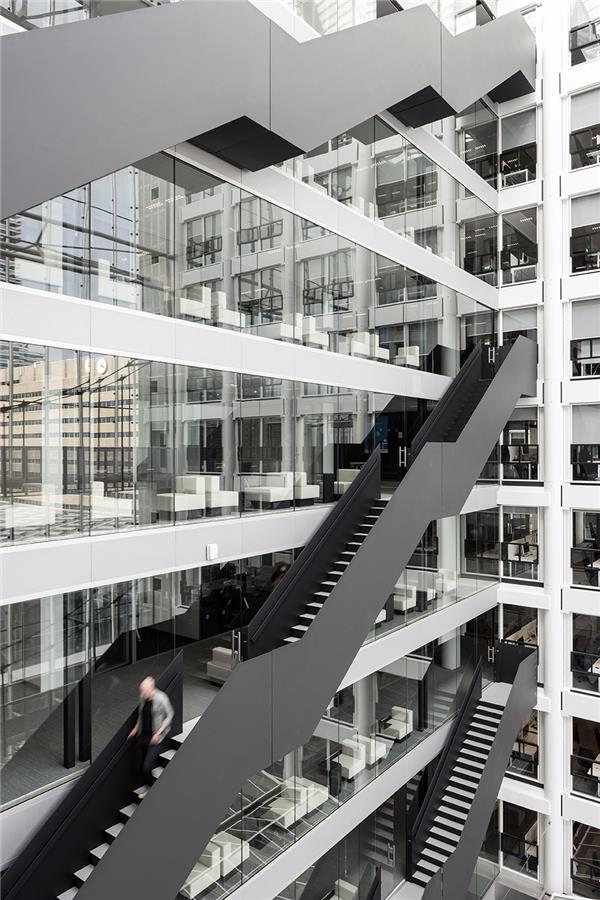 Rijnstraat 8号政府办公大楼 / OMA_3791287