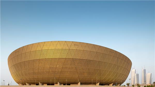 卢塞尔标志体育场 / 福斯特建筑事务所（Foster＋Partners）