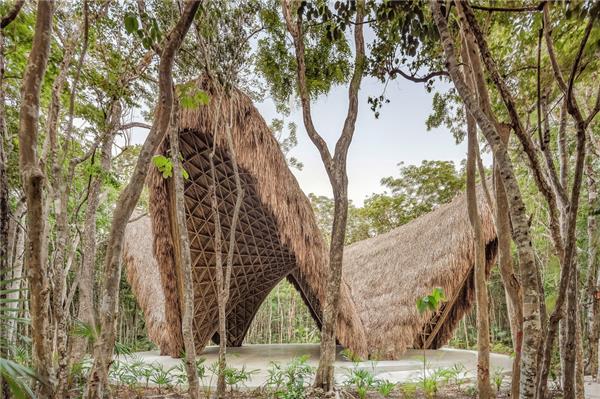 竹子搭建的寺庙：LUUM Temple / CO-LAB design office#COLABdesignoffice #宗教建筑设计 #纪念建筑设计 