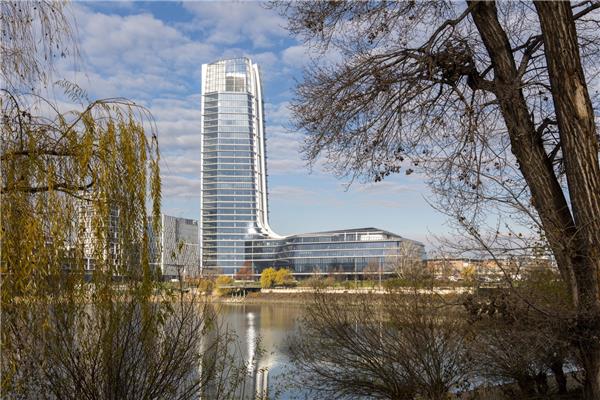 MOL总部大楼/ Foster ＋ Partners#FosterPartners #办公建筑设计 #总部办公大楼 