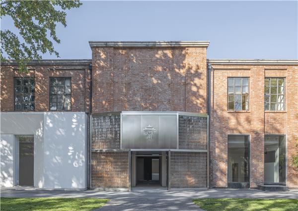 北京颂艺术中心 / TEMP#(BIAD)#(BuroOleScheeren)#(CieMAYUarchitects)#(DOMANI东仓建设)#(LinkArc建筑事务所)#(OMA)#(TAOA)#(TEMP)#(ZahaHadidArchitects)#(白色建筑)#(本土设计研究中心)#(滨水)#(滨水艺术馆)#(仓储改造)#(产业园区)#(昌吉)#(城市更新)#(城市空间)#(大剧院)#(大舍建筑)#(大师作品)#(档案馆)#(地标)#(地标建筑)#(多功能空间)#(儿童活动空间)#(房子和诗建筑事务所)#(非常建筑)#(覆土建筑设计)#(改造)#(概念)#(工厂改造)#(公共建筑)#(公共建筑设计)#(公共空间)#(公共文化建筑)#(公共文化艺术中心)#(公共文化中心)#(广场)#(海螺建筑)#(海螺形建筑)#(赫尔佐格德梅隆事务所)#(红砖建筑)#(花园办公)#(环形中庭)#(环状)#(会展建筑)#(会展中心)#(混合用途建筑)#(混凝土建筑设计)#(迹建筑事务所)#(建筑改造更新)#(建筑设计)#(建筑室内一体化)#(建筑营)#(经济发展)#(九江)#(旧建新建)#(剧场)#(开放空间设计)#(看台)#(空格建筑事务所)#(拉斯维加斯)#(老旧建筑改造更新)#(乐土设计)#(临水艺术馆)#(露台剧场)#(旅游)#(铝镁锰板)#(伦敦)#(螺旋建筑)#(曼景建筑)#(美术馆)#(美术馆建筑设计案例)#(莫比乌斯环)#(莫比乌斯环建筑)#(南昌当代艺术馆)#(南昌艺术馆)#(清水混凝土)#(曲线)#(人文建筑)#(商业摄影基地)#(设计实验室)#(社区公共空间)#(社区中心)#(示范区建筑设计)#(水边)#(水景)#(陶磊)#(体验中心)#(体育场馆)#(图书馆建筑设计案例)#(文化活动中心)#(文化建筑设计)#(文化艺术中心)#(文旅项目)#(乡村振兴)#(乡建项目设计)#(相对建筑)#(效果图)#(寻常设计事务所UsualStudio)#(演播建筑设计案例)#(艺术馆)#(艺术馆立面)#(艺术馆平面)#(艺术馆平面图)#(艺术活动中心)#(艺术家工作室)#(艺术建筑)#(艺术文化中心)#(艺术展厅)#(艺术中心)#(游客服务中心)#(圆)#(圆形建筑)#(圆形景观)#(圆形中庭)#(运河文化)#(展馆设计)#(展览空间)#(展览空间设计)#(展览类建筑设计)#(展示建筑设计)#(展示空间)#(浙江)#(浙江大学建筑设计研究院)#(郑东新区)#(中国建筑设计研究院本土设计研究中心)#(中庭设计)#(著名建筑师)#(筑境设计)#(自然)#(CCDI悉地国际)#(gad)#(JA杰恩设计)#(line建筑事务所)#(MAD)#(Mecanoo)#(METAProject)#(MVRDV)#(TAO)#(UrbanTect都市架构建筑事务所)#(ZahaHadid)#(阿科米星建筑设计事务所)#(白色)#(办公建筑)#(办公建筑设计)#(办公空间)#(办公楼)#(办公室)#(办公室景观)#(被动式建筑)#(标志性建筑)#(表演艺术中心)#(滨水建筑)#(仓库)#(仓库改造)#(成都中意文化艺术交流中心之中华馆景观设计)#(大型艺术馆)#(单体建筑)#(儿童活动场地)#(儿童艺术中心)#(方未建筑事务所)#(服装设计办公)#(服装设计中心)#(高科技场所)#(歌剧院)#(工业建筑改造)#(工业建筑改造更新)#(公共)#(公共建筑设计案例)#(红砖)#(红砖立面)#(红砖艺术中心)#(湖畔展馆)#(画廊)#(混凝土)#(袈蓝建筑)#(建筑)#(景观建筑一体化)#(旧建改造)#(开放空间)#(礼堂)#(临水建筑)#(刘宇扬建筑事务所)#(铝金属外立面建筑设计)#(铝金属外墙建筑设计案例)#(螺旋形建筑)#(媒体聚落)#(坡屋顶)#(球体建筑)#(日清设计)#(山水秀)#(商业建筑)#(商业建筑设计)#(商业建筑设计案例)#(商业综合体)#(商业综合体建筑设计)#(设计)#(深圳)#(深圳华森建筑与工程设计顾问有限公司)#(市民文化活动中心)#(双螺旋)#(肆零建筑)#(汤桦建筑设计)#(体育运动中心)#(温州)#(文化馆)#(文化建筑)#(文化建筑景观)#(文化建筑设计案例)#(文化交流中心)#(文化展馆)#(文化中心)#(文化中心抄绘)#(屋顶曲面)#(乡村改在)#(乡村建筑)#(乡村建筑设计)#(乡村艺术馆)#(小型艺术馆)#(斜坡建筑)#(新疆)#(形象地标)#(休闲娱乐)#(演播建筑设计)#(一体化设计)#(艺术馆效果图)#(艺术建筑设计)#(艺术空间)#(艺术文化建筑)#(艺术展)#(艺术中心立面)#(音乐厅)#(游客集散)#(游客中心)#(游客中心效果图)#(娱乐场所)#(圆形)#(运河主题)#(扎哈·哈迪德)#(展馆)#(展览馆)#(展览建筑设计)#(展览类建筑)#(展示中心)#(展厅)#(中庭)#(朱锫建筑设计事务所)