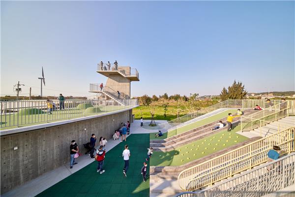 那鲁湾里民集会所 / 境衍设计 林柏阳建筑师事务所#(CrossonArchitects)#(EmilioAmbasz)#(HeraultArnodArchitectures)#(RIZOMA)#(SkylabArchitecture)#(埃米利奥安柏兹)#(安藤忠雄)#(白色)#(白色建筑设计)#(办公建筑)#(办公建筑设计)#(便利店)#(滨海建筑设计)#(滨水建筑设计)#(玻璃)#(玻璃形体建筑)#(博物馆建筑设计)#(草坪)#(草坪白色)#(创意)#(度假)#(多边形)#(儿童)#(儿童空间)#(高级)#(哥本哈根)#(工业建筑)#(工业生产建筑)#(工作室)#(公共场所)#(公共建筑设计案例)#(公共空间设计)#(公共桑拿房)#(公共小空间)#(公共职能建筑)#(构筑物)#(画廊)#(混凝土供水站)#(混凝土建筑)#(基础设施)#(集会)#(集会场所)#(加油站)#(建筑)#(建筑改造)#(健身房室内设计)#(景观花园)#(景观建筑设计)#(境衍设计林柏阳建筑师事务所)#(酒吧)#(酒庄)#(救生塔)#(居住)#(居住建筑)#(咖啡厅)#(客栈)#(空间构成)#(空间构成与整合)#(老旧建筑改造)#(老旧建筑更新)#(礼堂)#(立体)#(瞭望塔)#(旅游设施)#(绿化纯白)#(猫舍花园)#(冥想空间)#(膜结构建筑)#(酿酒厂)#(攀岩馆)#(品牌旗舰店)#(气膜结构)#(清水混凝土建筑)#(礽建筑)#(三角形)#(三角元素)#(三文建筑何崴工作室)#(商业建筑)#(商业建筑设计)#(商业设施)#(少年活动中心)#(设计)#(社区)#(社区活动空间)#(水泥建筑)#(体育场馆设计)#(文化建筑)#(文化建筑设计案例)#(文化中心)#(现代)#(乡村建筑设计)#(小户型)#(小空间)#(小型)#(小型公共建筑设计)#(小型建筑抄绘案例)#(休闲娱乐)#(沿街商铺外立面设计)#(野外)#(一楼房屋设计)#(医药中心)#(艺术博物馆设计)#(艺术工作室)#(驿站)#(应急避难所)#(泳池房)#(游客接待)#(游客接待中心)#(运动)#(展馆)#(展览馆)#(展览建筑设计)#(展览建筑设计案例)#(展览类建筑)#(展厅)#(震后重建项目)#(政府办公楼)#(竹屋)#(住宅建筑)#(装置)#(宗教建筑)#(宗教建筑设计)#(综合体)#(Architects49)#(Architects49Limited)#(BAU建筑城市设计)#(JohnstonMarklee)#(Magnumarchitectesurbanistes)#(NewWaveArchitecture)#(白色建筑)#(办公大楼)#(避难所)#(别墅)#(玻璃形体)#(博物馆)#(不规则)#(采光)#(餐厅)#(餐饮建筑设计)#(城市更新)#(城市公共设施)#(宠物商店)#(创意建筑)#(创作)#(村民服务中心)#(村庄公共服务中心)#(大师作品赏析)#(单层)#(单层建筑)#(档案馆)#(灯光)#(独立住宅)#(多功能文娱设施)#(服务设施)#(覆土建筑设计)#(工业区改造)#(公共活动空间)#(公共建筑)#(公共建筑设计)#(公共空间)#(供水站)#(共享办公空间)#(环保建筑)#(会议中心)#(混合用途建筑)#(混凝土建筑设计)#(活动中心)#(极简建筑)#(纪念馆)#(纪念建筑)#(纪念性建筑)#(茧房)#(建筑更新)#(建筑设计)#(建筑装置)#(健身房)#(教堂)#(教堂建筑)#(教育建筑设计)#(居住空间)#(科研建筑设计)#(老旧建筑改造更新)#(礼拜场所)#(凉亭)#(林中小屋)#(旅馆)#(绿化)#(绿色建筑)#(马厩)#(美术馆)#(膜结构)#(农业建筑设计)#(培训中心)#(汽车展厅)#(三角建筑)#(三角形建筑案例)#(三角形建筑设计)#(商店)#(商业空间设计)#(社区公建)#(社区中心)#(生活馆)#(十字架)#(市政建筑设计)#(视觉分析)#(视觉分析图)#(室内运动)#(室外小型建筑)#(体验中心)#(体育建筑)#(体育建筑设计)#(天文台)#(透明)#(图书馆)#(网状)#(文化建筑设计)#(物流站)#(洗漱间)#(乡村振兴)#(乡建项目)#(乡建项目设计)#(小公建)#(小建筑)#(小建筑抄绘)#(小建筑设计)#(小体量公共建筑)#(小型公共建筑)#(小型公建)#(小型建筑)#(小型建筑案例)#(小型建筑设计)#(寻常设计事务所UsualStudio)#(一层)#(一层房屋设计)#(一层建筑)#(一层建筑设计)#(艺术)#(艺术体验站)#(营销中心)#(游泳池)#(浴室)#(展览空间)#(展览类建筑设计)#(展廊)#(整合)#(政府建筑设计)#(住宅)