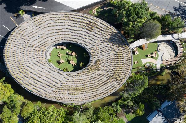 鸮鹦鹉溪幼儿学习中心 / Collingridge And Smith Architects