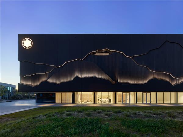 “万宝龙之家”万宝龙豪斯展览中心 / Nieto Sobejano Arquitectos_3798868