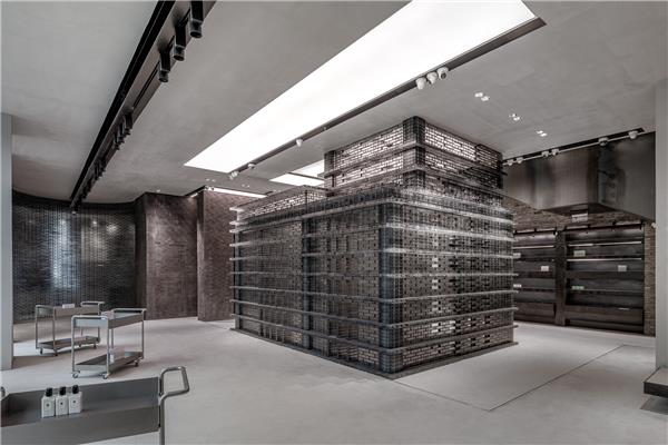 HARMAY西安小寨店 / 上海无亿艺术设计工作室#(4s店)#(AIM恺慕建筑设计)#(allzone)#(EstudioSumauma)#(Kokaistudios)#(LowE玻璃)#(OHOOArchitects)#(PAVAarchitects)#(UUA建筑师事务所)#(YukoNagayamaandAssociates)#(办公室)#(滨水建筑设计)#(冰晶纹玻璃砖)#(餐饮)#(餐饮店)#(餐饮建筑设计案例)#(仓库改造)#(茶空间)#(成都)#(大麦设计)#(玳山设计)#(店面设计)#(店铺改造)#(店铺更新)#(反光立面)#(集市Market)#(建筑)#(金属立面设计)#(镜面)#(镜面建筑)#(咖啡厅)#(咖啡厅建筑)#(空间构成和整和)#(绿色)#(绿色店面)#(美陈设计)#(美食)#(面包店)#(品牌空间)#(汽车销售服务中心)#(汽车销售中心)#(青山周平)#(商铺设计)#(商业规划设计)#(商业建筑立面改造设计)#(商业建筑设计)#(商业建筑设计案例)#(商业设施)#(商业网点)#(商业综合体)#(商业综合体建筑设计)#(上海无亿艺术设计工作室)#(奢侈品店)#(社区服务)#(世界小型建筑设计)#(书店设计)#(水果店)#(摊位设计)#(甜品店)#(文创室内)#(文创室内设计)#(小型)#(小型商业设施)#(新零售空间)#(休闲娱乐)#(沿街立面)#(沿街商业)#(药店)#(药房)#(医疗设施)#(瑜伽馆)#(展馆)#(展览建筑设计)#(植物)#(总部)#(CraftBloom)#(InvisibleStudio)#(LUKSTUDIO芝作室)#(MOCDESIGNOFFICE)#(MoonHoon)#(RAMOPRIMO)#(say建筑设计事务所)#(Studio10)#(UUA)#(ZahaHadidArchitects)#(冰山)#(玻璃砖)#(玻璃砖建筑设计)#(餐厅)#(餐饮概念店)#(餐饮空间)#(餐饮空间设计)#(茶馆)#(茶室)#(城市更新)#(店面)#(店铺设计)#(服装店)#(概念)#(概念店)#(更新改造)#(公共建筑)#(观景台)#(好利来)#(黑色铝板)#(烘焙点)#(烘焙空间)#(混合用途建筑设计)#(获奖作品)#(建筑改造更新)#(建筑室内一体化)#(建筑综合体)#(街区商业)#(镜面立面)#(酒馆)#(居住建筑设计案例)#(剧本杀)#(剧本杀店面)#(剧本杀立面)#(咖啡)#(咖啡店)#(咖啡厅设计案例)#(咖啡屋)#(客户接待中心)#(快餐店)#(快闪店)#(老旧建筑改造更新)#(老青砖)#(两层小型建筑)#(零售)#(零售店门头)#(硫化铜)#(铝百叶)#(美陈)#(美食空间)#(旗舰店)#(汽车4S店)#(汽车交付中心)#(汽车营销中心)#(汽车展销中心)#(桑拿房)#(商店)#(商铺)#(商业)#(商业店铺)#(商业空间设计)#(商业项目)#(商业中心)#(奢侈品)#(奢侈品店面分析)#(生鲜店)#(时尚地标)#(时装店)#(室内设计)#(室外小型建筑)#(售卖亭)#(书店)#(摊位)#(陶土砖)#(铜金属外立面建筑设计)#(铜金属外墙建筑设计案例)#(文创空间)#(文创邮局室内)#(文化)#(销售中心)#(小型公共建筑)#(小型建筑)#(小型建筑案例)#(小型咖啡馆)#(小型咖啡屋)#(小型商业建筑)#(小型商业建筑设计)#(新零售)#(新零售店面)#(休闲)#(沿街门头)#(艺术)#(展览空间)#(展销中心)#(中房设计)#(主题咖啡馆)