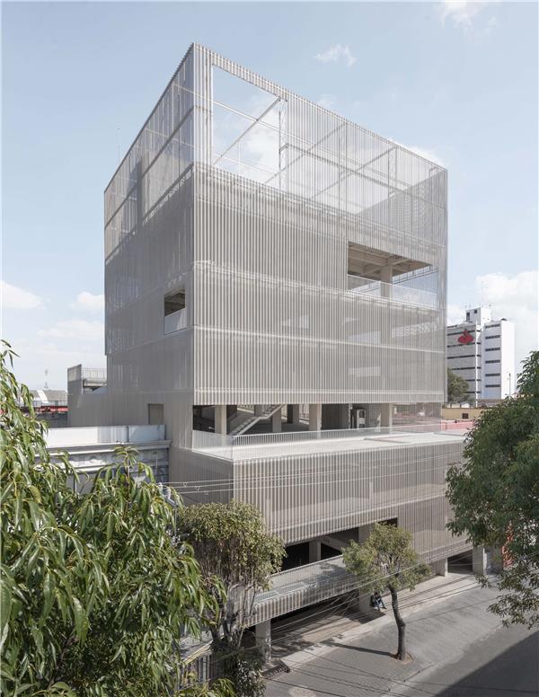 圣何塞综合楼 / FRPO Rodriguez Oriol#(10design)#(Aedas)#(AmanoDesignOffice)#(ASWA)#(Fedco综合体项目)#(JMAYERHundPartnerArchitekten)#(KOOLKIEL综合体项目)#(LeMonolithe综合街区)#(MAQUINNEXT综合中心)#(MUSICQUARTER综合体)#(RED7综合楼)#(THESTACK综合大楼)#(UBora综合开发项目)#(办公大楼)#(办公高层)#(办公建筑立面)#(办公建筑设计案例)#(办公楼设计案例)#(办公设施)#(办公园区设计案例)#(办公综合楼)#(办公综合体)#(彼得沃克跨海湾交通中心)#(餐饮空间)#(超高层)#(超高层公寓)#(超高层公寓效果图)#(超高层建筑设计)#(超高层摩天大楼)#(城市公共空间)#(城市综合体)#(城镇建筑)#(大楼外观)#(低碳绿色环保)#(地标)#(地标建筑)#(多层写字楼)#(分析图)#(概念综合体)#(高层办公楼)#(高层公建)#(高层建筑设计)#(高层塔楼)#(隔热外墙)#(工作空间)#(公共建筑)#(公共楼)#(公寓楼)#(公寓效果图)#(国内公寓)#(荷兰村)#(混合功能用途建筑)#(混合用途建筑)#(混合用途建筑设计)#(混合用途塔楼)#(简约风格)#(建筑综合体)#(交通分析图)#(金属穿孔板)#(金属外墙建筑设计)#(居住建筑设计)#(可持续建筑)#(跨海湾交通中心)#(楼层)#(绿色建筑)#(玛丽莲梦露)#(商业)#(商业办公)#(商业酒店)#(社区规划)#(社区建筑)#(生态建筑案例)#(时尚空间)#(塔楼效果图)#(太阳能)#(未来之塔混合住宅项目)#(文化艺术区)#(无线电塔和酒店)#(现代办公楼)#(现代风格)#(现代风格办公楼)#(现代简约)#(销售中心)#(小区规划案例)#(效果图)#(写字办公楼)#(写字楼)#(写字楼大门)#(写字楼设计案例)#(新社区)#(匈牙利)#(伊堡阿格奥拉综合社区)#(医疗建筑设计)#(医院建筑设计)#(营销中心)#(住宅)#(住宅楼)#(综合高层)#(综合建筑)#(综合体建筑设计)#(综合体效果图)#(Baku商业办公综合体)#(BIG)#(CHAISEURBAINE综合楼)#(COBERCOMELKHAL综合体)#(CroCoArchitecture)#(DavidChipperfieldArchitects)#(DeadlineArchitects)#(DearGinza商业办公楼)#(FRPORodriguezOriol)#(HaHarash)#(HerzliyaHills)#(KPF)#(MCA建筑设计)#(MVRDV)#(SFC协信中心)#(TangerMultiplex综合体)#(THEMILESTONE综合办公楼)#(THEMODERNIST综合体)#(THESAX综合楼)#(Yashar)#(办公)#(办公建筑)#(办公建筑设计)#(办公空间)#(办公楼)#(办公楼建筑设计)#(办公室)#(办公塔楼)#(办公园区)#(办公综合体建筑设计案例)#(彼得沃克)#(超高层办公建筑设计)#(超高层塔楼)#(城市门户)#(低碳建筑)#(概念方案)#(高层)#(高层办公)#(高层办公建筑)#(高层城市综合体)#(高层公寓住宅)#(高层建筑)#(高层写字楼建筑设计)#(高层综合体)#(工业用地)#(公寓)#(公寓住宅)#(公寓综合体)#(公园景观)#(购物中心)#(国际酒店)#(哈特菲尔德综合楼)#(建筑)#(建筑办公楼)#(金属外立面建筑设计)#(酒店)#(居住)#(居住建筑)#(居住区案例)#(居住区规划案例分析)#(居住综合体)#(绿色建筑效果图)#(玛丽莲梦露大厦)#(商业办公楼设计)#(商业建筑)#(商业建筑设计)#(商业零售)#(商业设施)#(商业综合体)#(商业综合体建筑设计)#(商住区)#(设计)#(数字经济)#(塔楼)#(塔楼建筑设计)#(塔式建筑设计)#(外观)#(文化建筑)#(屋顶花园)#(现代办公建筑)#(现代高层办公)#(小高层办公楼立面)#(小高层办公楼设计)#(写字楼案例)#(新卑尔根综合体)#(新社区方案)#(医疗综合体)#(异形建筑)#(中国公寓)#(住宅公寓)#(住宅建筑设计)#(住宅设计)#(住宅综合体)#(著名办公建筑案例分析)#(综合街区)#(综合楼)#(综合体)#(综合体概念)#(综合用地)