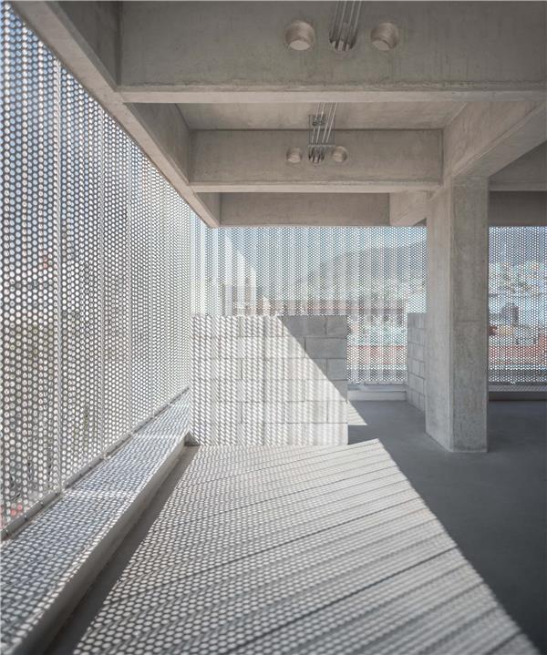 圣何塞综合楼 / FRPO Rodriguez Oriol_3800582