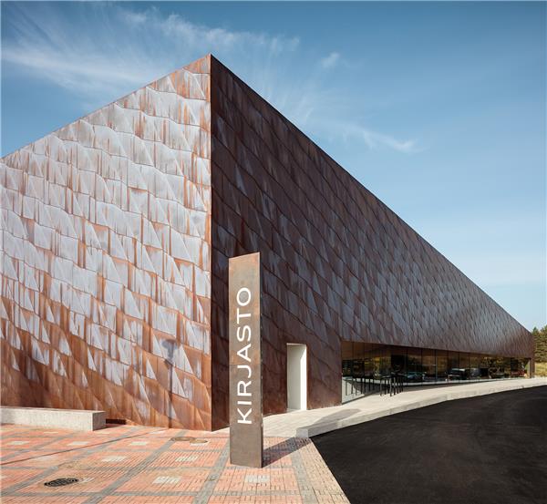 基尔科努米图书馆 / JKMM Architects#铜金属外墙建筑设计案例 #铜金属外立面建筑设计 #文化建筑设计 