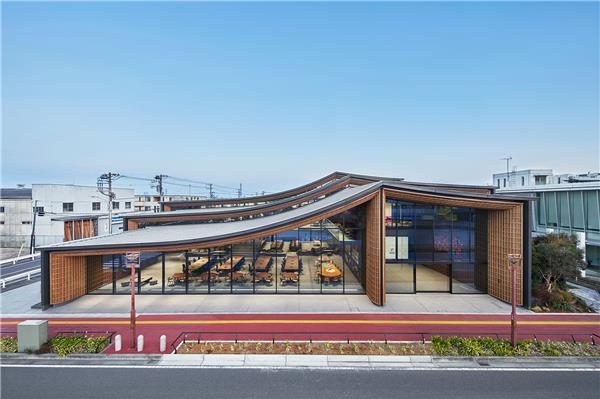 ZOZO总部办公楼  / 中村拓志 | Hiroshi Nakamura#(123architects)#(AdrianSmithGordonGillArchitecture)#(AlbinaYard办公楼)#(BDP)#(BLOCOArquitetos)#(ClaytonKorte)#(DeadlineArchitects)#(DidierFiuzaFaustino)#(EncoreHeureuxArchitectes)#(ForstbergLing)#(GoogleSpruceGoose)#(HENN海茵建筑)#(HoKhueArchitects)#(LEVERArchitecture)#(MCA建筑设计)#(MVRDV)#(SaraivaAssociados)#(TaillandierArchitectesAssocies)#(TakuSakaushiOFDA)#(办公大楼设计)#(办公建筑)#(办公建筑设计)#(办公空间)#(办公空间景观)#(办公楼)#(办公楼建筑设计案例)#(办公室)#(办公室大楼)#(办公室景观)#(办公室外观)#(办公室总部外观)#(厂房改造)#(创新中心)#(创意工作室设计)#(创意空间建筑)#(创意空间设计)#(创意空间室内)#(单层坡顶办公楼)#(低层办公楼)#(低碳建筑)#(独栋住宅设计)#(多层办公建筑)#(多层办公楼)#(二层办公楼)#(高层办公)#(工作室)#(工作室建筑)#(工作室设计)#(工作室外立面)#(公司大楼)#(共享空间)#(混合用途住宅)#(混合住宅平面图)#(集团总部办公楼)#(建筑)#(建筑办公楼)#(建筑改造)#(旧建筑改造)#(空间改造)#(楼景观)#(企业办公)#(企业总部大楼)#(山地建筑设计)#(商业办公楼设计)#(商业建筑)#(商业建筑设计)#(设计)#(设计师)#(设计师工坊)#(设计师工作室)#(生态建筑)#(私宅)#(现代办公建筑)#(现代高层办公)#(现代企业总部)#(乡村办公)#(乡村建筑设计)#(小办公楼设计)#(小办公楼设计效果图)#(小型混合住宅)#(写字楼案例)#(新卑尔根综合体)#(咬合式青铜合金金属屋面)#(艺术家私宅)#(展览建筑设计)#(重建)#(住宅建筑设计)#(著名办公建筑案例分析)#(综合办公建筑案例)#(综合体)#(总部)#(总部办公楼)#(总部办公室)#(总部大楼)#(总部大楼设计)#(AlexisDornier)#(ArcherArchitects)#(ASWA)#(AtelierPROarchitects)#(BronsvoortBlaakArchitecten)#(CMMimarlik)#(ConradN希尔顿基金会总部一期)#(DavidChipperfieldArchitectsBerlin)#(Form4Architecture)#(INNOCAD)#(KevinDalyArchitects)#(MariaMilansStudio)#(MoodyNolan)#(PerkinsWill)#(RichardParrAssociates)#(Studioii)#(TDBArquitectura)#(teamSTAR)#(vynerstreet办公楼)#(ZGF)#(办公大楼)#(办公高层)#(办公建筑设计案例)#(办公楼大门)#(办公设施)#(办公综合楼)#(办公综合体)#(办公总部)#(玻璃砖建筑设计)#(城市更新)#(创意办公室)#(创意工作室)#(创意空间)#(创意幕墙)#(低层办公楼效果图)#(低碳绿色环保)#(独栋办公)#(镀铜板条)#(多层办公楼设计案例)#(多层写字楼)#(多层综合办公建筑)#(多功能住宅)#(二层综合楼)#(翻新)#(改造)#(工作室建筑设计)#(公共空间)#(公司总部)#(公司总部大楼)#(国外建筑设计)#(混合钢)#(混合住宅)#(集团总部)#(简约工作室)#(建筑更新)#(建筑设计)#(建筑修复)#(建筑综合体)#(交叉层压木材CLT)#(郊区办公)#(郊区办公建筑)#(郊区办公项目)#(旧屋翻新)#(居住建筑设计)#(居住空间)#(空间设计)#(老旧建筑改造更新)#(企业办公大楼)#(企业办公楼)#(企业总部)#(企业总部办公楼)#(山地住宅设计)#(商业)#(商业办公)#(商业项目)#(生态建筑案例)#(室内设计)#(铜金属外立面建筑设计)#(铜金属外墙建筑设计案例)#(微软公司办公楼)#(文化建筑设计)#(现代办公楼)#(现代风格办公楼)#(小型办公楼)#(小型商业办公)#(写字办公楼)#(写字楼)#(写字楼大门)#(写字楼设计案例)#(艺术家工作室)#(艺术廊)#(展廊)#(竹)#(竹幕墙)#(竹子)#(住宅)#(著名办公楼)#(总部办公)#(总部办公楼设计)