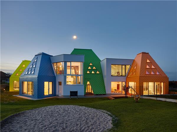 Vetrnik幼儿园  / Architektura_3814740