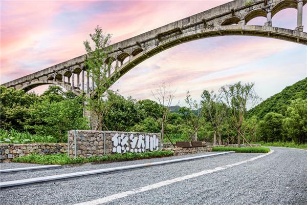 栗花谷中的一条风景道：怀柔渤海镇栗花溪谷风景道提升设计 /  九源建筑设计#(城市更新)#(城市公共空间)#(传统村落保护与可持续发展)#(村镇景观规划设计)#(大地指纹奢香古镇古彝梯田稻城景观)#(道路景观)#(稻城景观)#(灯光设计三大手法点亮乡村之夜)#(度假区)#(儿童活动空间)#(儿童乐园)#(方案文本)#(丰城市董家镇介山村美丽乡村设计方案)#(丰城市董家镇泉南村美丽乡村设计方案)#(服务性建筑设计)#(公共建筑设计)#(公共空间)#(公共绿地设计)#(公共停留空间)#(公共文化空间)#(公共休息空间)#(公园)#(古镇景观设计案例)#(观景平台)#(观景台)#(广场)#(广场景观)#(广场景观设计)#(红安县华润希望小镇景观改造设计)#(花海景观)#(花间小镇)#(江西黎川融园山庄)#(交通基础设施)#(教育基地)#(教育建筑设计)#(景观设计文本)#(景观设计文本案例)#(景观设计乡村)#(景观提升改造)#(剧场)#(开放空间设计)#(垃圾回收中心)#(老旧建筑改造更新)#(老旧街区改造提升)#(老旧街区更新保护)#(凉亭)#(旅游度假)#(旅游景观设计案例)#(美丽乡村)#(美丽星村设计方案)#(农村改造更新提升)#(农村景观设计)#(农业景观)#(人行步道)#(山村公园)#(山水比德)#(生态农业)#(生态农业景观)#(生态园)#(竖梁社)#(太极广场)#(特色新农村)#(梯田景观设计案例)#(田园景观)#(外国乡村)#(文化建筑设计)#(文化街区改造)#(文旅项目)#(乡村改造)#(乡村改造更新)#(乡村广场)#(乡村国外)#(乡村建设)#(乡村街道)#(乡村景观案例)#(乡村景观规划设计)#(乡村景观平面)#(乡村景观设计案例)#(乡村景观设计实景)#(乡村旅游综合体)#(乡村小公园)#(乡村营造)#(乡村振兴)#(乡村综合体)#(新农村)#(新农村广场)#(休闲步道)#(怡境设计)#(英国乡村住宅)#(尤境设计)#(雨水花园)#(展览空间)#(张家楼艺术公社整体环境提升)#(中山五桂山和平村景观设计)#(竹建筑)#(DnA建筑事务所)#(村镇规划)#(风景步道)#(傅英斌工作室)#(公共基础设施)#(广场设计)#(国外花园景观)#(国外郊区景观)#(国外乡村)#(国外乡村景观)#(红安县华润希望小镇)#(湖岸景观绿化)#(花海)#(花乡)#(建筑改造)#(江苏淮安蒋坝银杏广场)#(江西婺源水墨上河)#(景观方案文本)#(景观规划)#(景观花海)#(景观建筑设计)#(景观文本)#(景观文本案例)#(九源北京国际建筑顾问有限公司)#(开放空间)#(老旧建筑改造)#(老旧建筑更新)#(农村道路)#(桥梁)#(人行桥)#(商业街)#(上海中建章堰村)#(生态景观)#(生态湿地)#(示范村)#(太极元素)#(田园风景)#(通感)#(文本方案)#(文化街区设计)#(五感)#(乡村)#(乡村博物馆)#(乡村广场设计)#(乡村规划)#(乡村建设案例)#(乡村建筑设计)#(乡村景观)#(乡村景观改造)#(乡村景观规划)#(乡村景观平面图)#(乡村景观设计)#(乡村景观提升)#(乡村景观提升改造)#(乡村景观图片)#(乡村景色)#(乡村旅游)#(乡村旅游度假景观)#(乡村提升改造)#(乡村外立面)#(乡村文旅景观设计案例)#(乡村意向图)#(乡土景观)#(小镇景观)#(尹集镇寨沟村美丽乡村设计方案)#(源城区源南镇榄坝村美丽乡村设计)#(展览建筑设计)#(竹 景观小品)#(竹景观小品)#(装置)