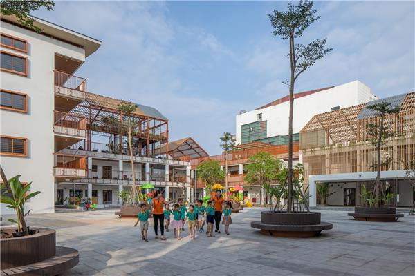 Dich Vong Hau 幼儿园 / Sunjin Vietnam Joinventure_3809389