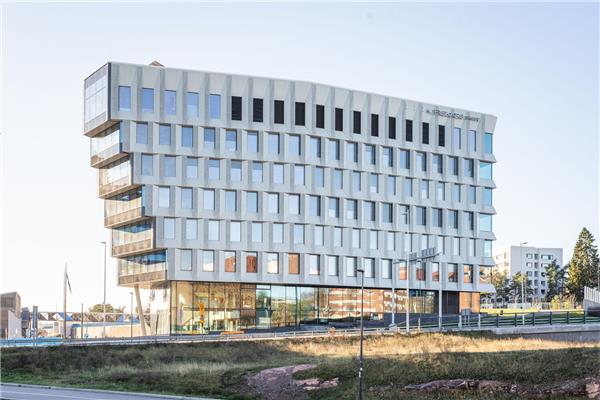 KN Next 办公楼 / SARC Architects#办公建筑设计案例 #办公楼设计案例 #办公大楼 