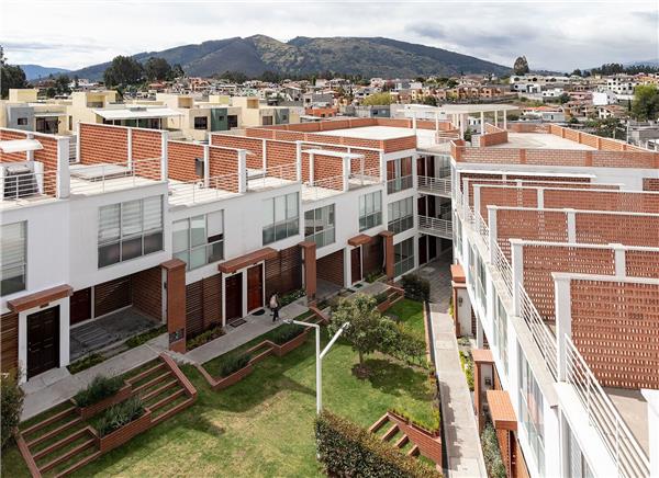 Villanueva住房 / ERDC Arquitectos_3816895