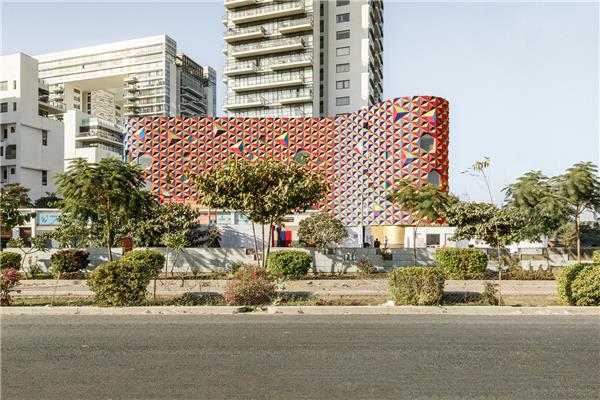 Au Grand Air 托儿所和幼儿园 / Paul Le Quernec#教育建筑设计案例 #幼儿园建筑设计案例 #幼儿建筑设计案例 