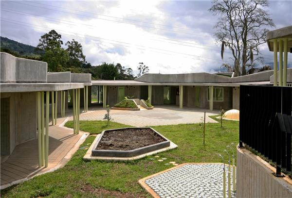 Pajarito La Aurora幼儿园 / Ctrl G ＋Plan:b arquitectos_3822118