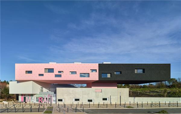蒙彼利埃积木幼儿园 / Dominique Coulon associes#幼儿园建筑设计 #幼儿园室外景观设计 #幼儿园入口设计 