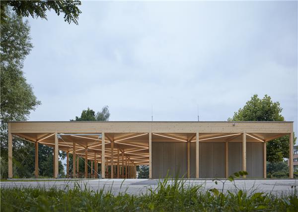 花园餐厅 / Atelier 111 Architekti_3828789