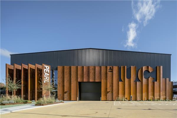UCL 特殊研究实验室 / Penoyre Prasad#科研建筑设计案例 #实验室建筑设计案例 #耐候钢材 
